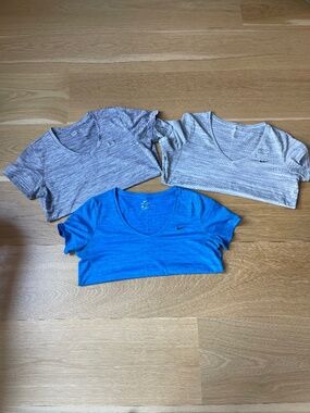 Women's Workout T-Shirt Set